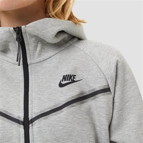 nike grijs vest dames|Grijze hoodies en sweaters .